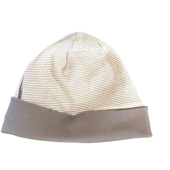 Lululemon Accessories - Lululemon Women Beanie Pony Tail Hole Opening Reversible One Size Gray Striped